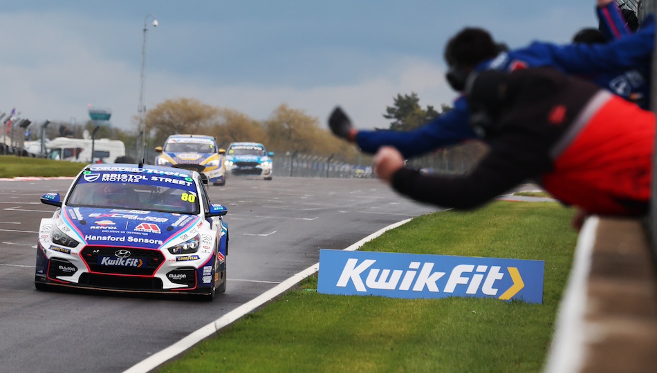 124aa9b9-acb8-cdb9-c7af-09f9354e20c8