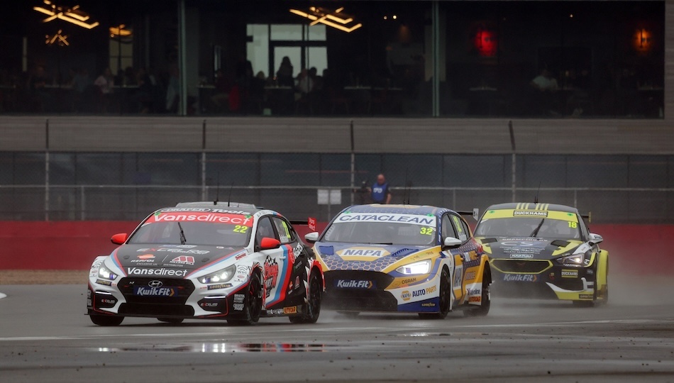 ee00e0c0-eb92-4aa8-b7a1-baa3b49f148c